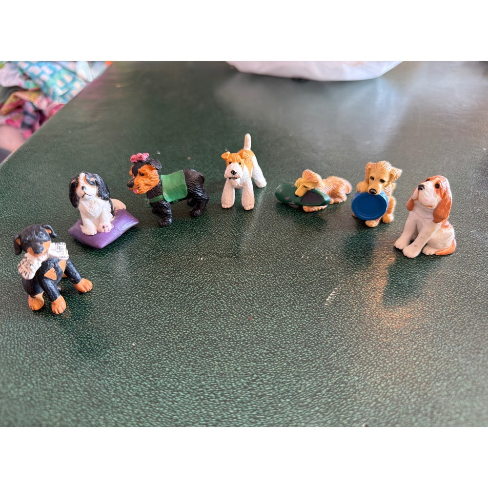 Vintage 1994 Puppy In My Pocket Lot of 7 Dog Figurines MEG Inc Retro Toys